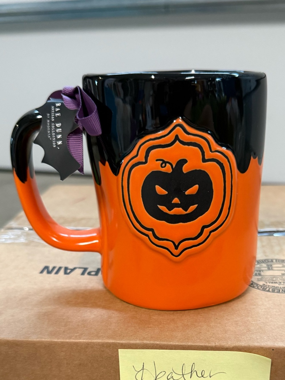 VHTF Rae Dunn Halloween mug - Picture 2 of 4